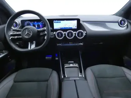 Photo 7 Mercedes Classe B 200 d AMG Line