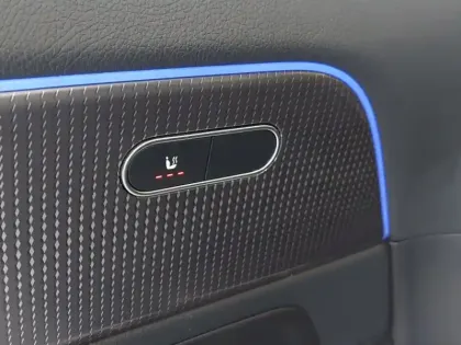 Photo 16 Mercedes GLA 250 e Progressive Line Full leds GPS Caméra Carpl