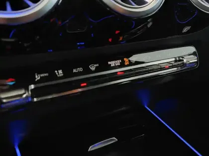 Photo 28 Mercedes GLA 250 e Progressive Line Full leds GPS Caméra Carpl