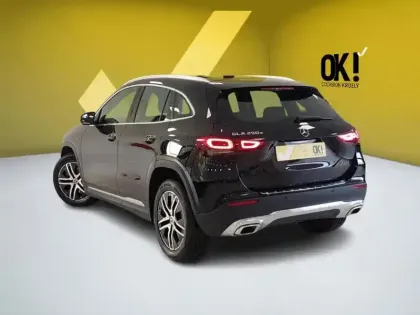 Photo 2 Mercedes GLA 250 e Progressive Line Full leds GPS Caméra Carpl