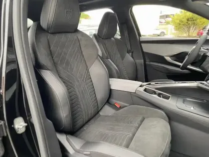 Photo 28 Peugeot 3008 III 1.6 PHEV 195 E-DCS7 GT