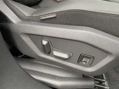 Photo 7 Peugeot 3008 III 1.6 PHEV 195 E-DCS7 GT