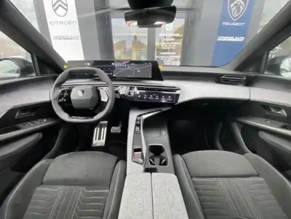 Photo 3 Peugeot 3008 III 1.6 PHEV 195 E-DCS7 GT