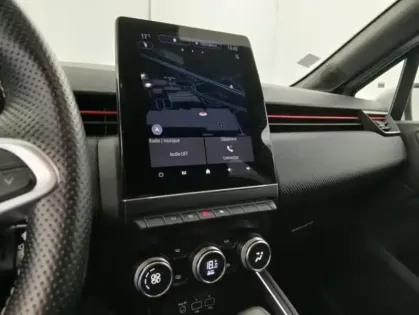 Photo 23 Renault Clio V E-Tech 140 - 21N R.S. Line