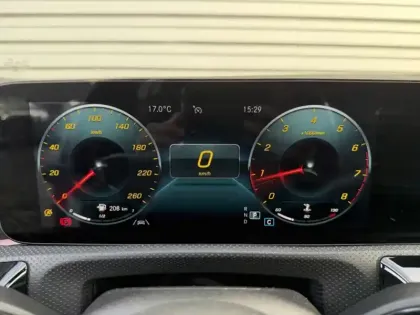 Photo 20 Mercedes Classe A 180 AMG Line