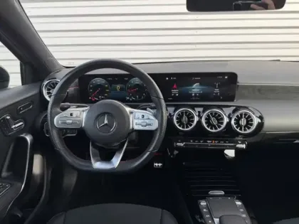 Photo 16 Mercedes Classe A 180 AMG Line