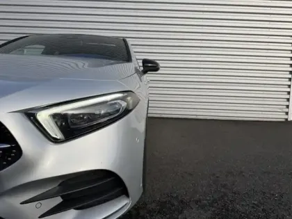 Photo 9 Mercedes Classe A 180 AMG Line