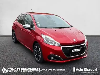 Photo 28 Peugeot 208  PureTech 110ch S&S EAT6 Tech Edition