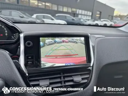 Photo 25 Peugeot 208  PureTech 110ch S&S EAT6 Tech Edition