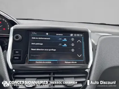 Photo 21 Peugeot 208  PureTech 110ch S&S EAT6 Tech Edition