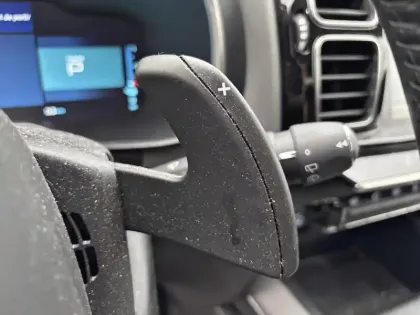 Photo 17 Citroën C5 aircross  Hybride Rechargeable 225 S&S e-EAT8 Shine