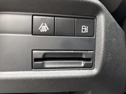 Photo 12 Citroën C5 aircross  Hybride Rechargeable 225 S&S e-EAT8 Shine