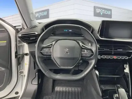 Photo 11 Peugeot 2008  Electrique 136 ch Active