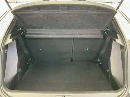 Photo 7 Peugeot 2008  Electrique 136 ch Active