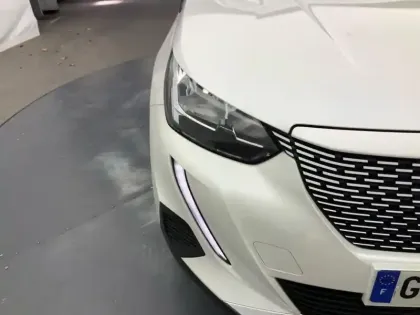 Photo 13 Peugeot 2008  Electrique 136 ch Active