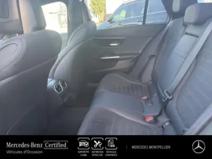 Photo 13 Mercedes Classe C  Break 300 e 204+129ch AMG Line