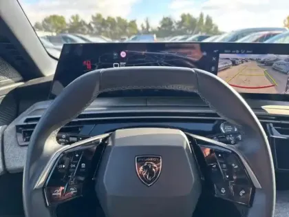 Photo 8 Peugeot 5008  Hybrid 136ch Allure e-DCS6