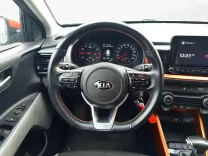 Photo 11 Kia Stonic  1.0 T-GDi 120ch MHEV Launch Edition DCT7