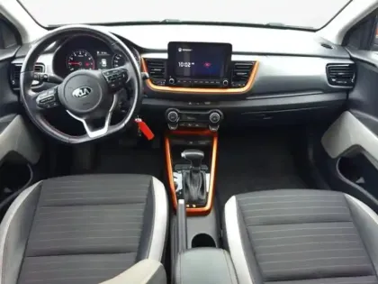 Photo 9 Kia Stonic  1.0 T-GDi 120ch MHEV Launch Edition DCT7