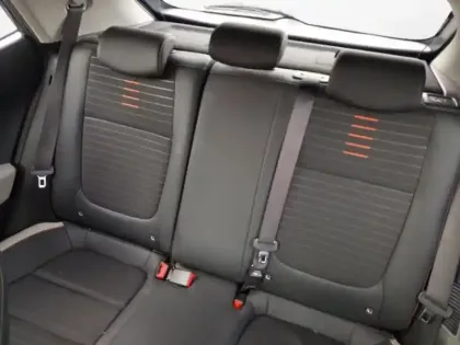 Photo 12 Kia Stonic  1.0 T-GDi 120ch MHEV Launch Edition DCT7