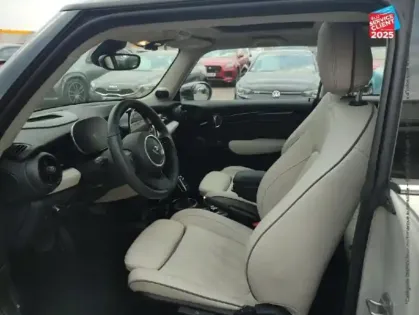 Photo 14 Mini Mini  Cooper 136ch Edition Premium Plus BVA7