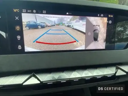 Photo 11 DS DS 4  E-TENSE 225ch Performance Line +