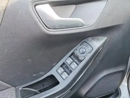 Photo 7 Ford Puma  1.0 Flexifuel 125ch S&S mHEV Titanium