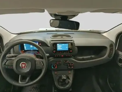 Photo 7 Fiat Panda  Classic 1.0 70ch BSG S&S City