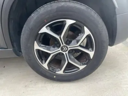 Photo 7 Citroën C3 Aircross  BlueHDi 110ch S&S Shine