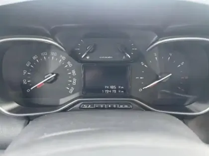 Photo 12 Citroën C3 Aircross  BlueHDi 110ch S&S Shine