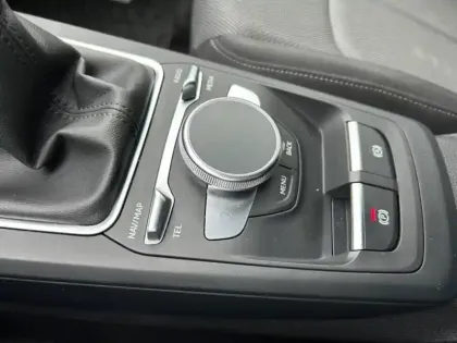 Photo 14 Audi Q2  30 TDI 116ch Design