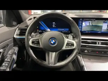 Photo 11 BMW Serie 3 Série 3 Touring 330eA xDrive 292ch M Sport