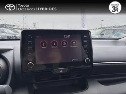 Photo 14 Toyota Yaris  116h Design 5p MY22