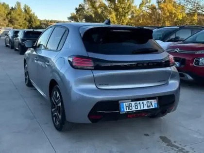 Photo 5 Peugeot 208  1.2 Hybrid 100ch Allure e-DCS6