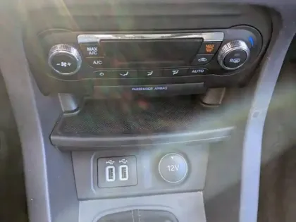 Photo 13 Ford Ka + Active 1.2 Ti-VCT 85ch S&S