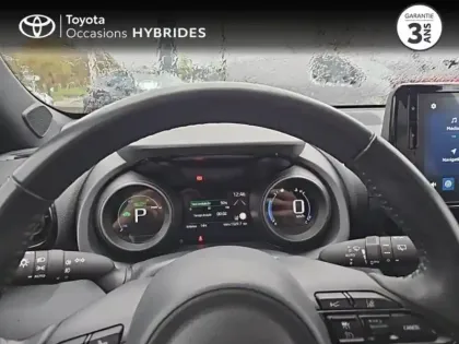 Photo 12 Toyota Yaris  Cross 116h Design MY22