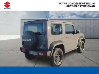 Photo 6 Suzuki Jimny  1.5 VVT Privilège