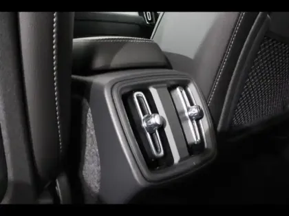 Photo 10 Volvo Xc40  B3 163ch Lounge Edition DCT 7