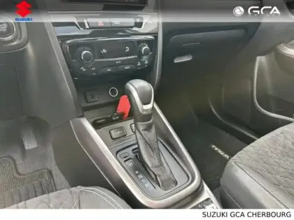 Photo 8 Suzuki Vitara  1.5 Dualjet Hybrid 102ch Style Auto