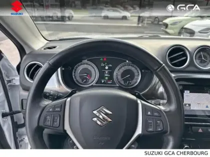 Photo 7 Suzuki Vitara  1.5 Dualjet Hybrid 102ch Style Auto