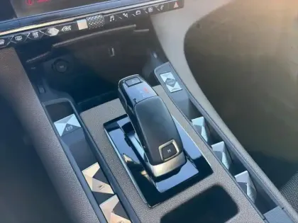 Photo 14 DS DS 7  Crossback BlueHDi 130ch Bastille  Automatique