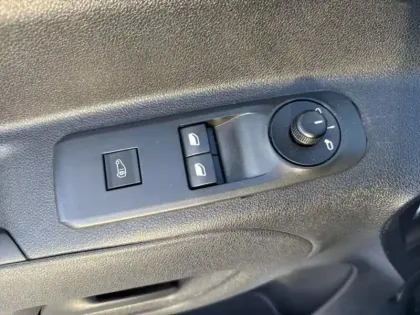 Photo 12 Peugeot Partner  Standard 650kg BlueHDi 100ch S&S BVM5 Pro