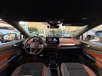 Photo 9 Volkswagen Id.5  204ch Pro Performance 77 kWh