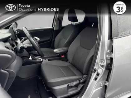Photo 10 Toyota Yaris  116h Design 5p MY22