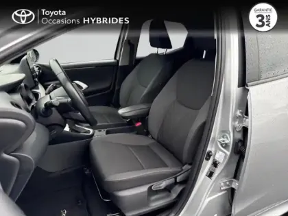 Photo 25 Toyota Yaris  116h Design 5p MY22