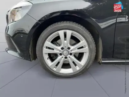 Photo 9 Mercedes Classe A  200 d Sensation