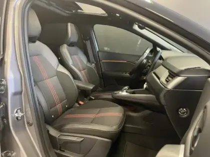 Photo 10 Renault Captur  1.3 TCe mild hybrid 160ch RS Line EDC