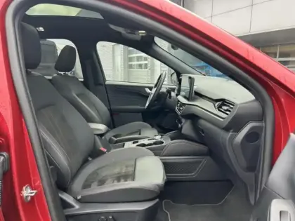 Photo 13 Ford Kuga  2.5 Duratec 180ch Hybrid FlexiFuel ST-Line X Powershift