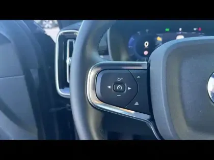 Photo 13 Volvo Xc40  B3 163ch Plus DCT 7