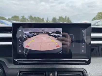 Photo 14 Citroën C3  1.2 Hybride 100ch MAX